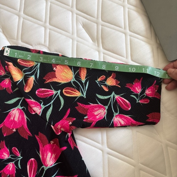 LULAROE SIZE LARGE DRESS FLORAL FITS AT WAIST FULLER SKIRT SCOOP NECK SS - Picture 10 of 14